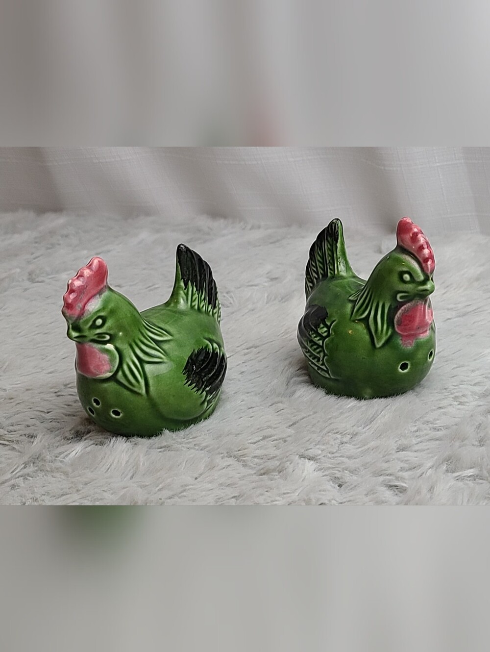 Vintage Green Rooster/Hen Salt & Pepper Shakers Stamped Japan